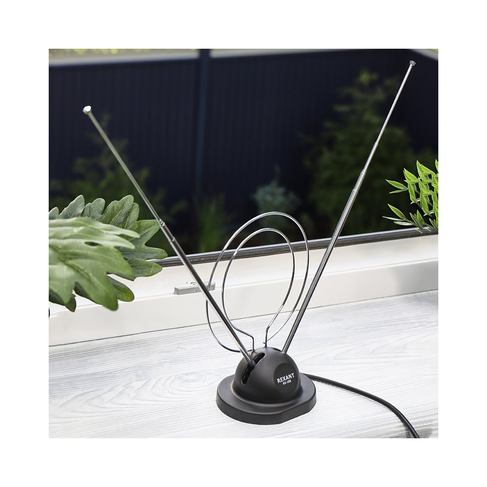 Антенна на подставке с кольцом REXANT VHF UHF 47-860 MHz К RX-100 34-0100